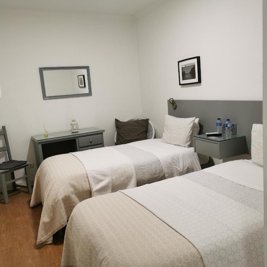 Flor Da Primavera - Residencial E Apartamentos ازامبوجا المظهر الخارجي الصورة